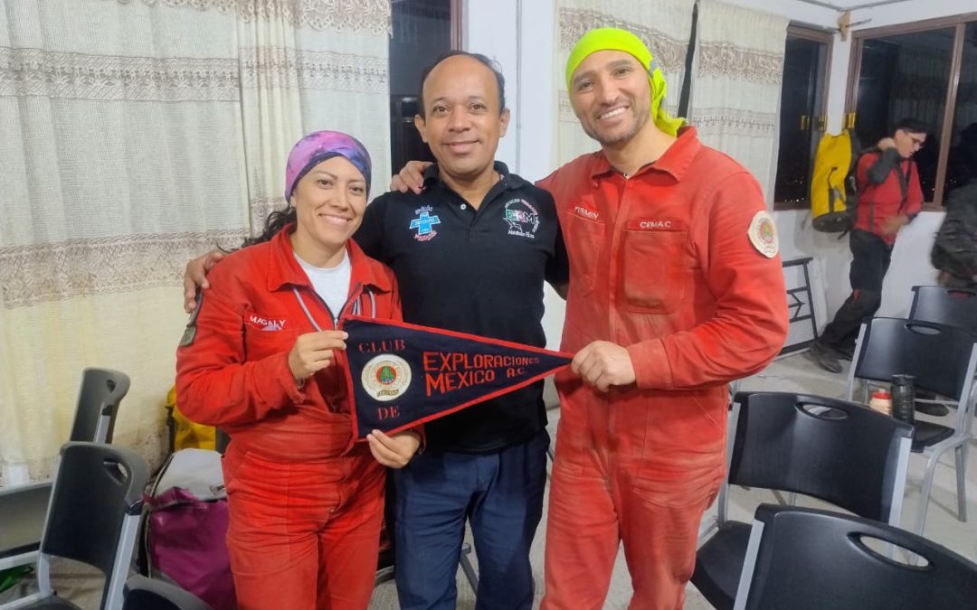 Coordinación de Espeleología del Club CEMAC se capacita en uno de los cursos de rescate en cuevas más prestigiosos del mundo